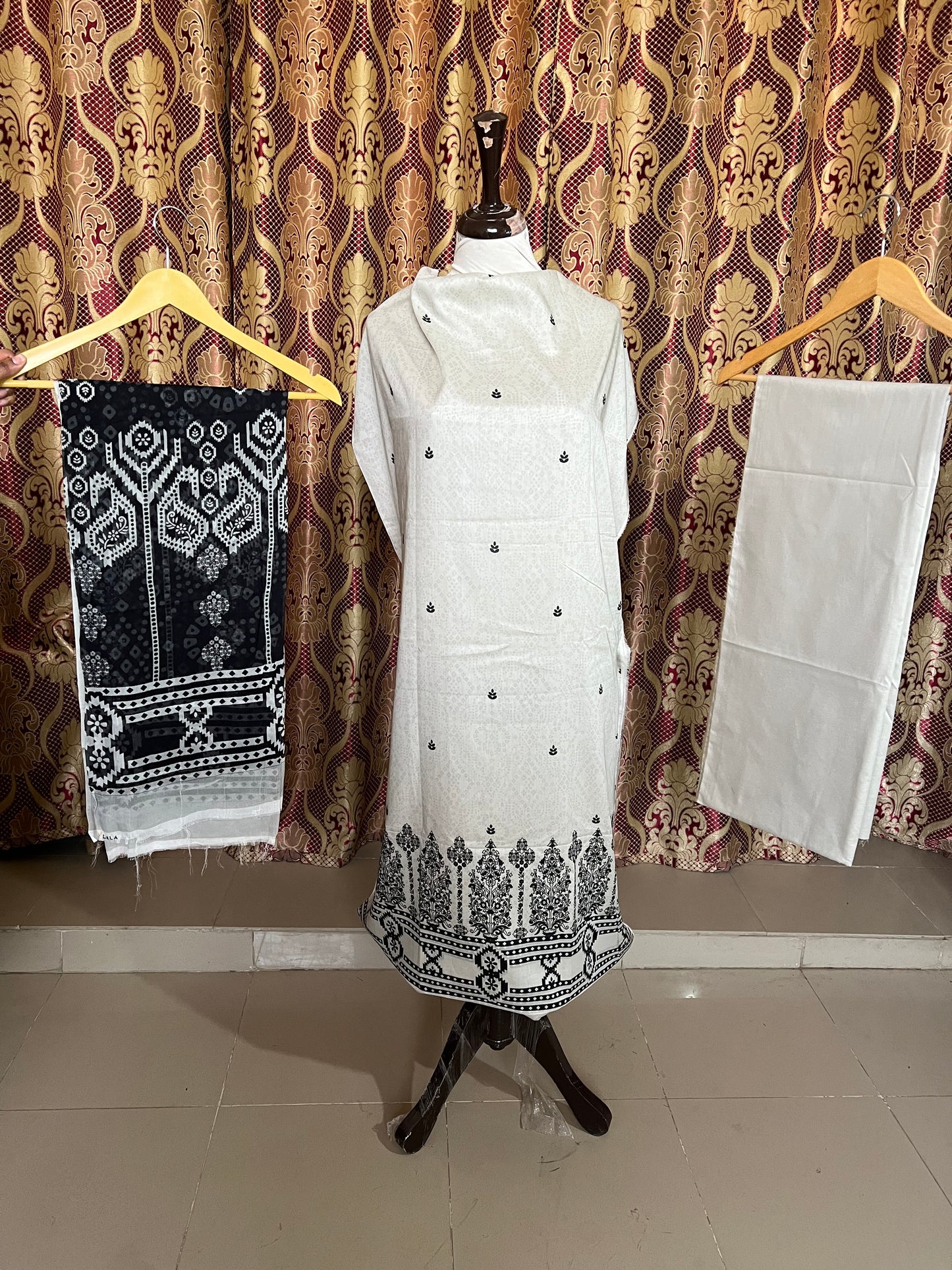 Lawn Suit 3 Piece